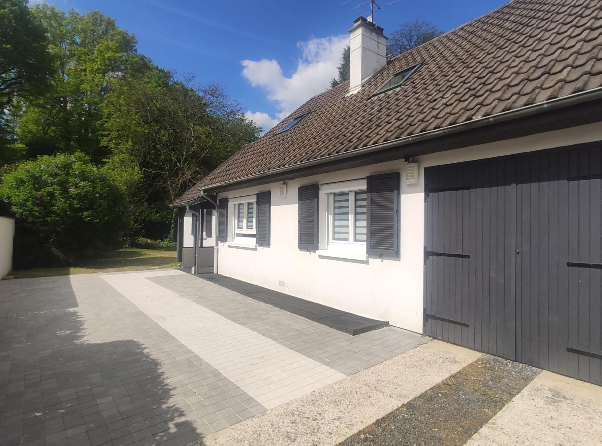 Maison Avec Jardin - 10 Pers - Proche Paris Disney & Golf - Ideal Pro & Familles Lésigny Exterior foto